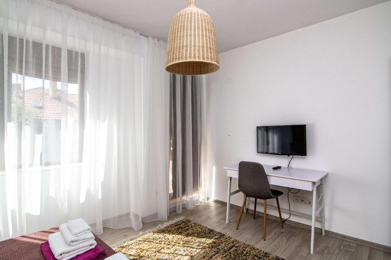וארנה Luxury City Center Two Bedroom Apartment Close To Beach מראה חיצוני תמונה